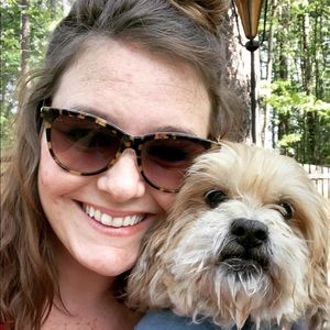 Meet your Posher, Casey